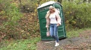 Blonde Katy Sky has to drop her jeans & pee in public because of locked toilet on ladyda.com