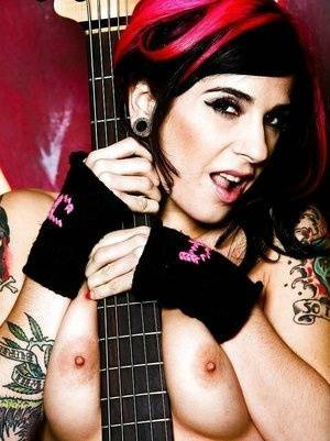 Milf babe Joanna Angel shows her big tits and hairy pussy on ladyda.com