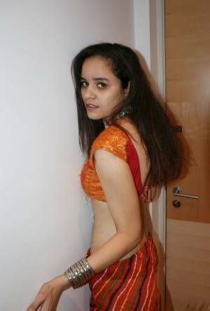 Indian princess Jasime takes her traditional clothes and poses nude - India on ladyda.com