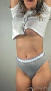 Diora Baird Nude Bouncing on ladyda.com