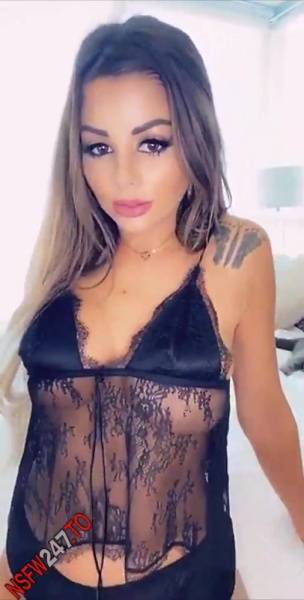 Juli Annee black outfit tease snapchat premium xxx porn videos on ladyda.com