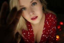 Valeriya ASMR Lens Kissing Exclusive video on ladyda.com