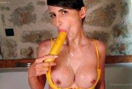 ArianaRealTV Topless Banana Blowjob Video Leaked on ladyda.com