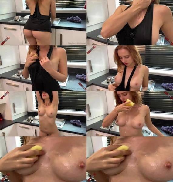 Sophias Selfies - Soothing nude body in the kitchen on ladyda.com