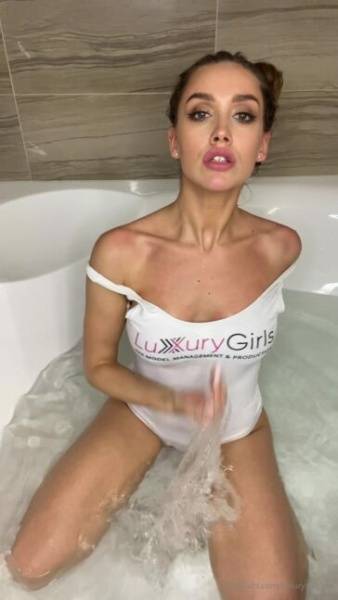 Luxury Girl Onlyfans Pack MEGA Leaked on ladyda.com