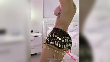 Veronica perasso nude arabic style onlyfans videos 2021/01/19 on ladyda.com