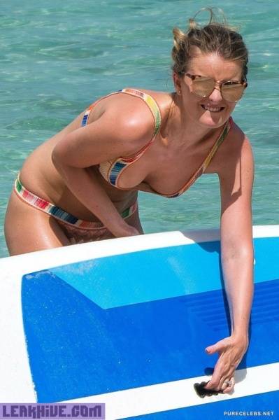 Leaked Northern Irish Television Presenter Zoe Salmon Paparazzi Bikini Photos - Ireland on ladyda.com