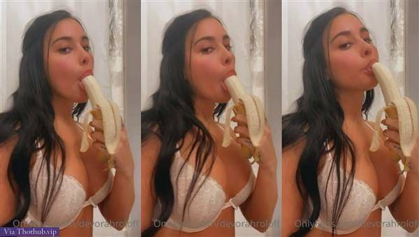 Devorah Roloff Nude Banana Sucking Like Cock Video on ladyda.com