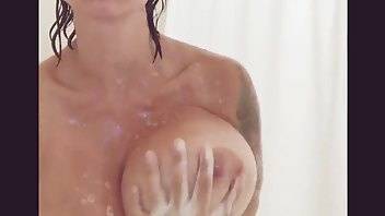 Brittany Elizabeth shower big boobs teasing - OnlyFans free porn on ladyda.com