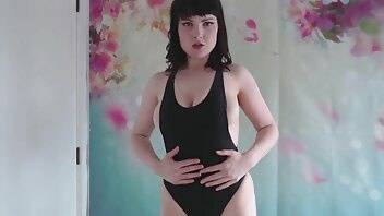 Fox Smoulder Swimsuit JOI - OnlyFans free porn on ladyda.com
