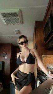 Leaked Tiktok Porn Large breasts in swim suit Mega on ladyda.com