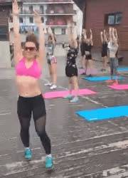 Yoga pants training class on ladyda.com
