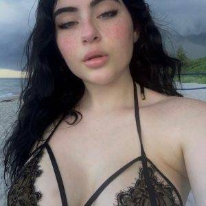 Neiva Mara 26 Sonia Amat Sanchez Nude Topless Snapchat Lesbian Porn Video - city Sanchez on ladyda.com