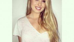 Tiktok Porn Sophia Linkletter Sexy and Cleavage Pictures (10 pics) on ladyda.com