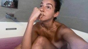 Gabbie Hanna Nude In Bath Mega - county Bath on ladyda.com