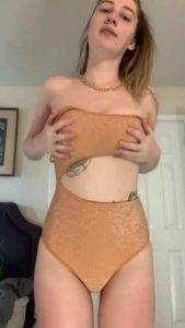 Tiktok Leak Porn Swim suit titty drop 5BOC5D Mega on ladyda.com