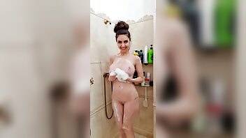 CaylinLive 2019.10.11 70193840 In the shower vide Video onlyfans leaked on ladyda.com