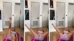 Farrah Abraham pussy touching in yoga pants thothub on ladyda.com