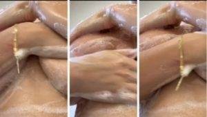 Ashley Tervort soapy shower thothub on ladyda.com