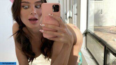 Lana Rhoades Nude Bathroom Selfie Onlyfans Set Leaked on ladyda.com