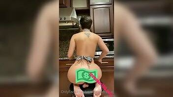 Veronica perasso nude kitchen onlyfans videos 2020/12/20 on ladyda.com