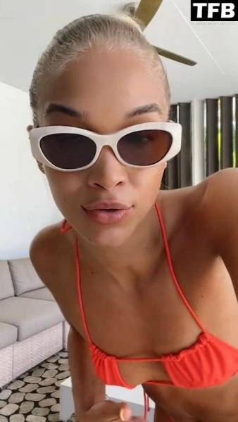 Jasmine Sanders Shows Off Her Sexy Bikini Body (10 Photos + Video) - city Sander on ladyda.com