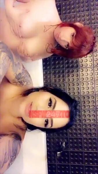 Amber Dawn with Cassie Curses bathtub show snapchat premium xxx porn videos on ladyda.com