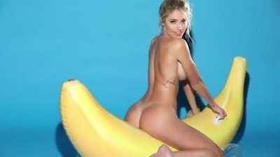 Ride the Banana on ladyda.com