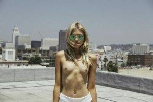 Gabby Epstein Nude Photos on ladyda.com