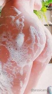 Jessica Nigri Bath Ass on ladyda.com