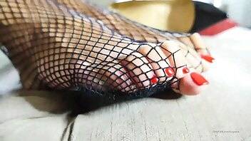 Lucyzara enjoy this free foot worship nail fetish clip dont forg on ladyda.com