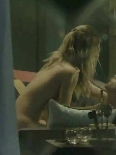 Sydney Sweeney nude scenes in her new movie "The Voyeurs" on ladyda.com