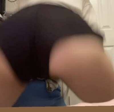 I?m still practicing and I have a small ass, please be nice to me ?? on ladyda.com