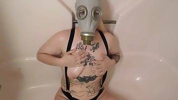 Lanabea gas mask baby oil masturbation tattoos xxx free manyvids porn video on ladyda.com