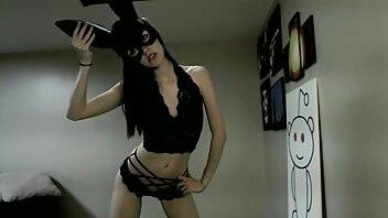 Anabelleleigh bunny striptease xxx video on ladyda.com
