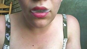 Lily fleur bbw bbw public smoking and lip tease xxx video on ladyda.com
