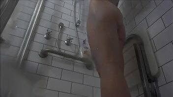Lucidphoenixxx custom hidden camera sudsy shower xxx video on ladyda.com