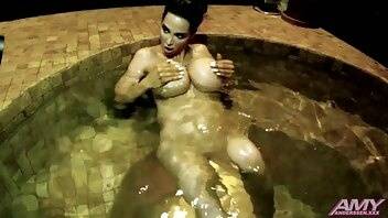 Amy anderssen hot tub solo xxx video on ladyda.com