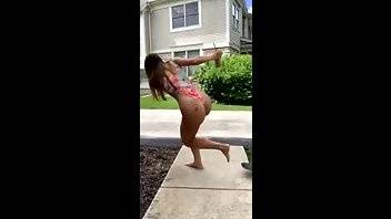 Lana Rhoades on a skateboard premium free cam snapchat & manyvids porn videos on ladyda.com