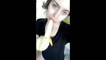 Jill Kassidy eats banana premium free cam snapchat & manyvids porn videos on ladyda.com