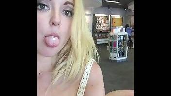 Iris Rose shows Tits premium free cam snapchat & manyvids porn videos on ladyda.com