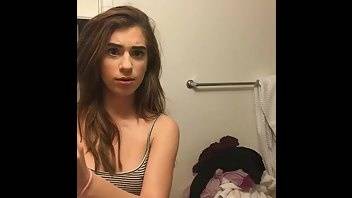 Joseline Kelly shows Tits premium free cam snapchat & manyvids porn videos on ladyda.com