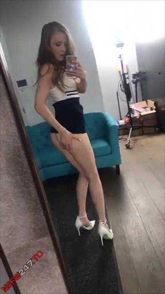 Karla Kush no bra & panties quick tease snapchat premium xxx porn videos on ladyda.com