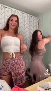 Leaked Tiktok Porn Twerking sisters Mega on ladyda.com