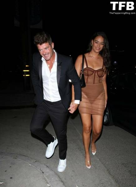 April Love Geary & Robin Thicke are One HOT Couple on ladyda.com