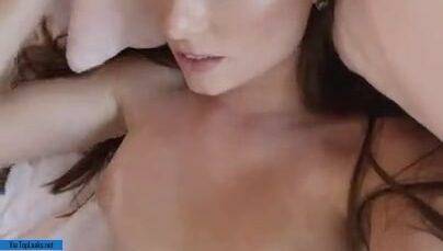 Amazing Skyiiah Nude Fuck Video Leaked on ladyda.com