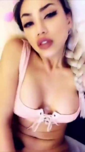 Gwen Singer blue dildo pleasure snapchat premium xxx porn videos on ladyda.com