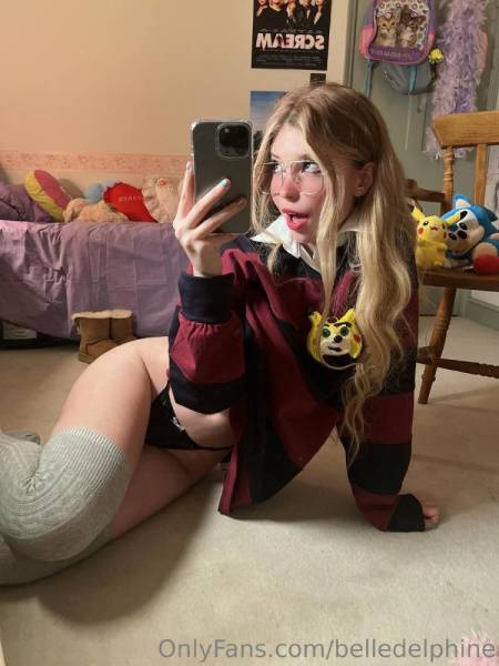 Belle Delphine Thong Ass Sonichu Selfie Onlyfans Set Leaked on ladyda.com