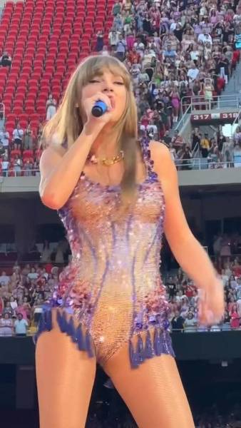 Taylor Swift Camel Toe Bodysuit Video Leaked - Usa on ladyda.com