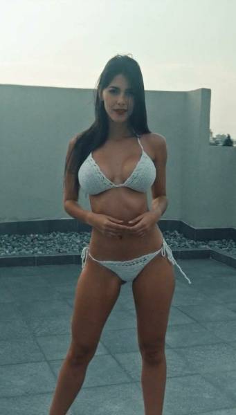 Ari Dugarte Sexy Knit Bikini Modeling Patreon Video Leaked - Venezuela on ladyda.com